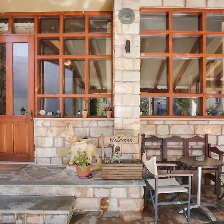 别墅 Elegant Holiday In Stournareika With Balcony Pýli