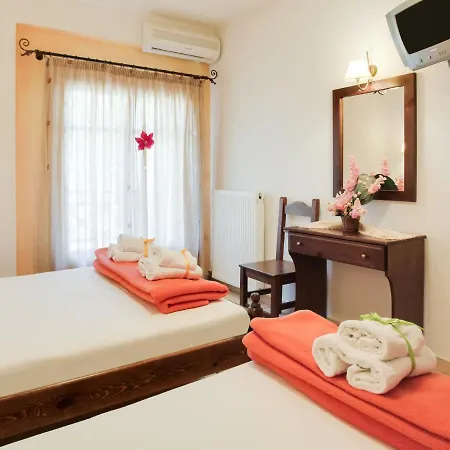 Elegant Holiday In Stournareika With Balcony 别墅